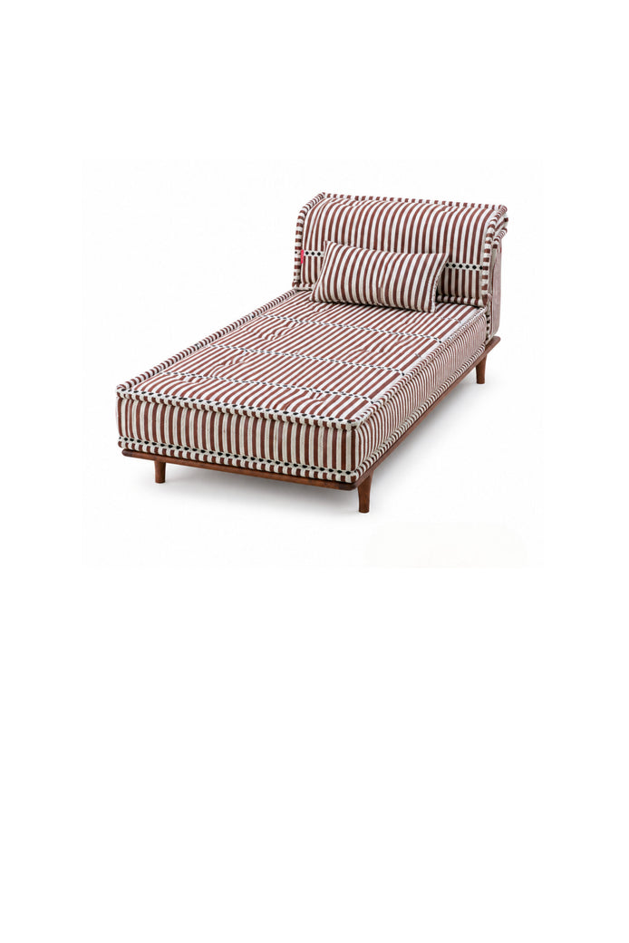 Rhythm Daybed