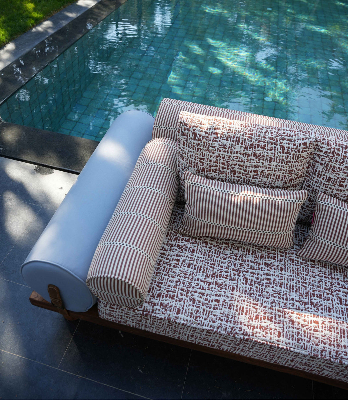 Aura Outdoor Sofa